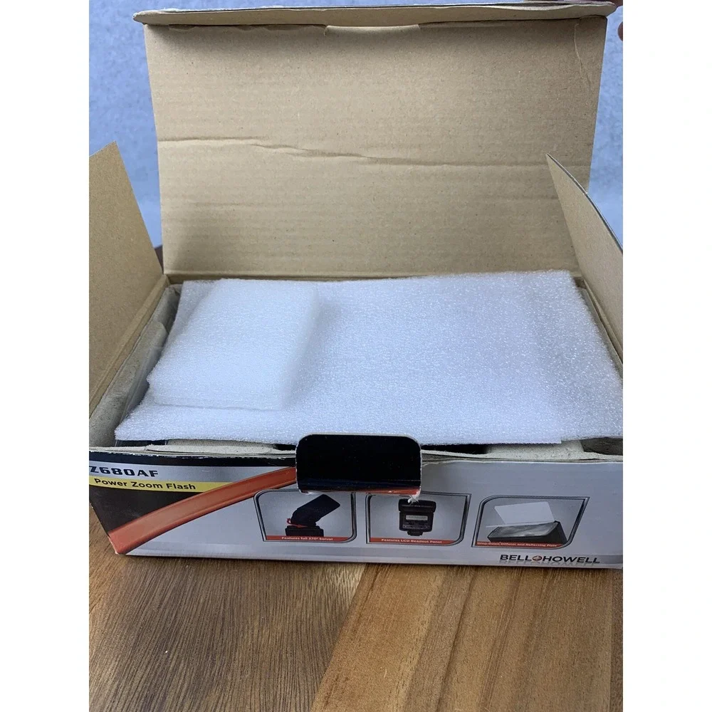 Bell Howell Z680AF-C‎ Power Zoom Flash Black Reprogrammable For Canon EOS